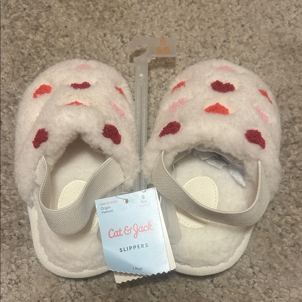 Cat & Jack Fuzzy Slippers with Heart Accents - Brand New